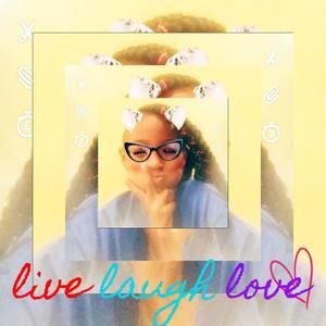 Meet your Posher, Lilah